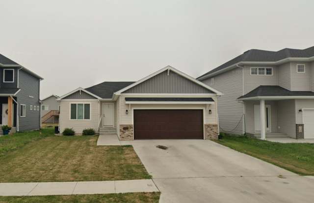 4 Bed 3 Bath Single Family Home photos photos