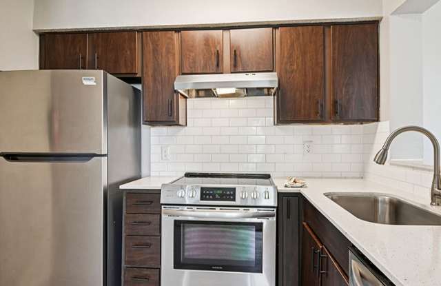 Creekside Apartment Homes photos photos