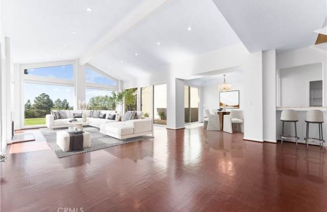 7 Rue Biarritz - 7 Rue Biarritz, Newport Beach, CA 92660
