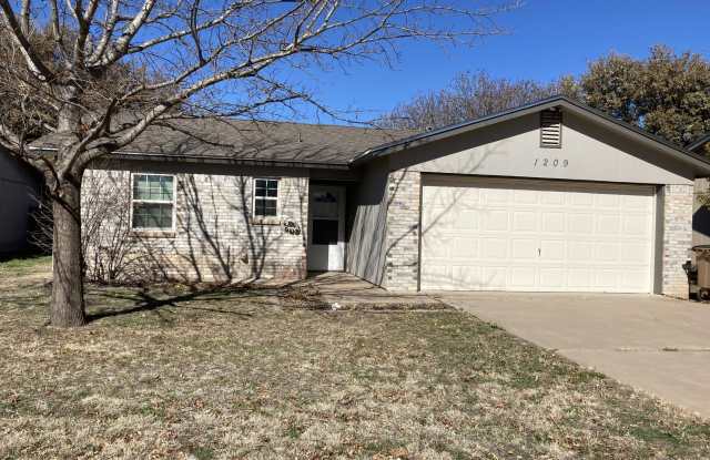 1209 Toby Lane photos photos