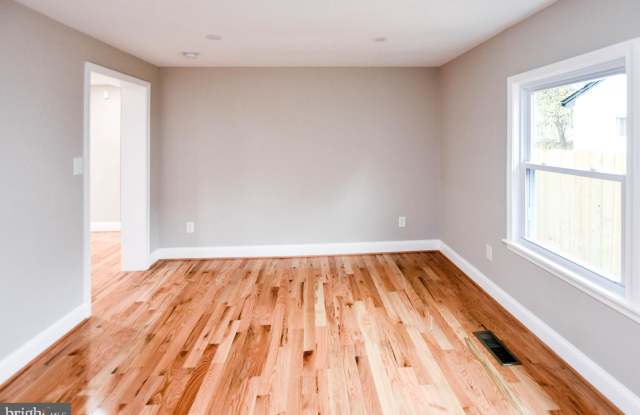 602 FERNLEAF AVENUE Gallery 4