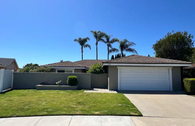 3 Bed 2.5 Bath Fountain Valley Beauty Now Available photos photos