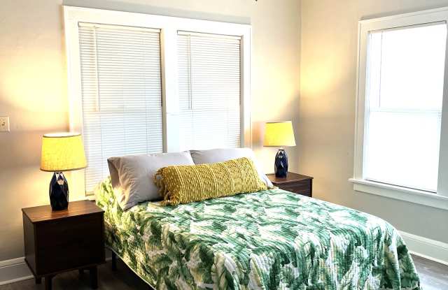 619 Tanglewood St photos photos