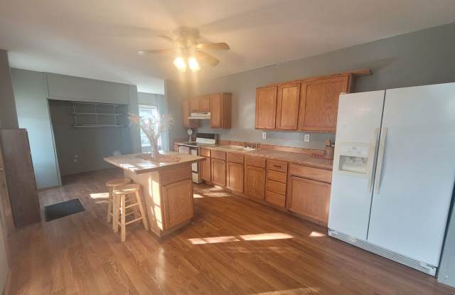 $1350| 2BD 1BA| 1603 Priddy Street| Available now! Gallery 3