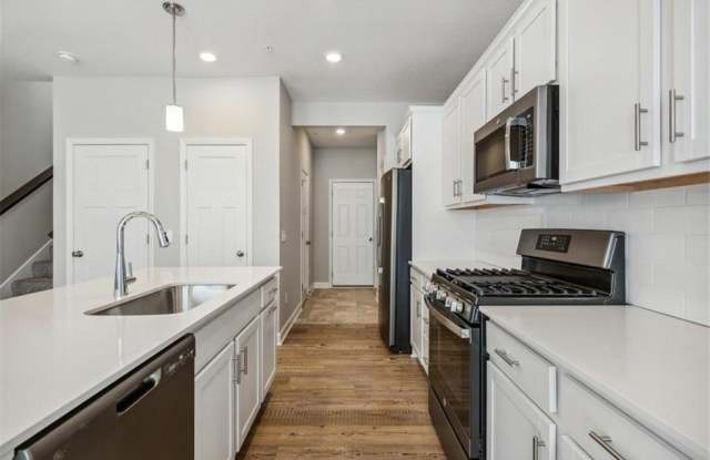 9394 4th Street N - 9394 4th Street North, Lake Elmo, MN 55042