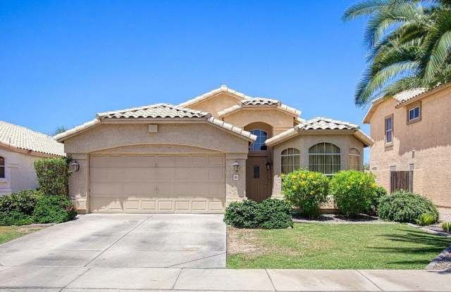 1034 W Myrna Ln - 1034 West Myrna Lane, Tempe, AZ 85284