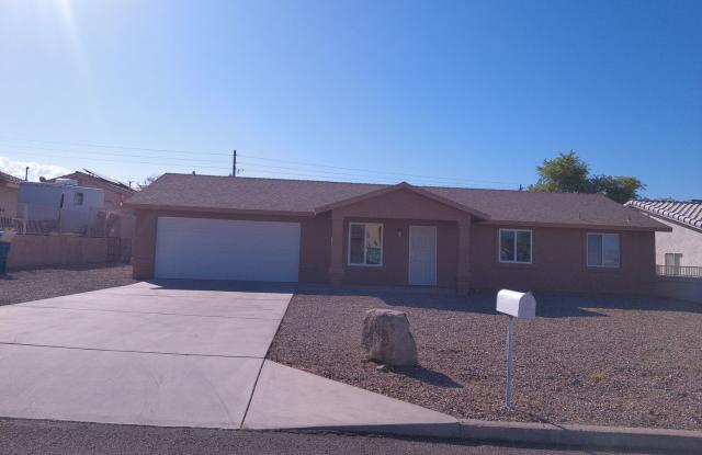 Charming Newly Renovated 2 bed/2 Bath Rental Long Term photos photos