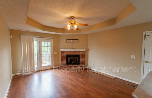1009 Norwood Ct Gallery 3