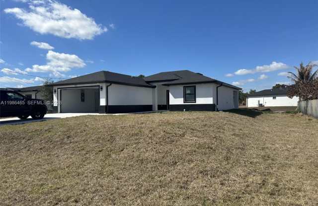 712 EUSTON AVENUE S photos photos