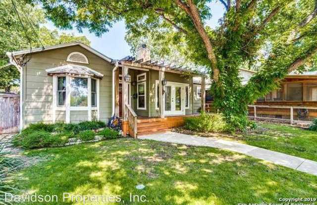 233 Lindell Pl Gallery 2