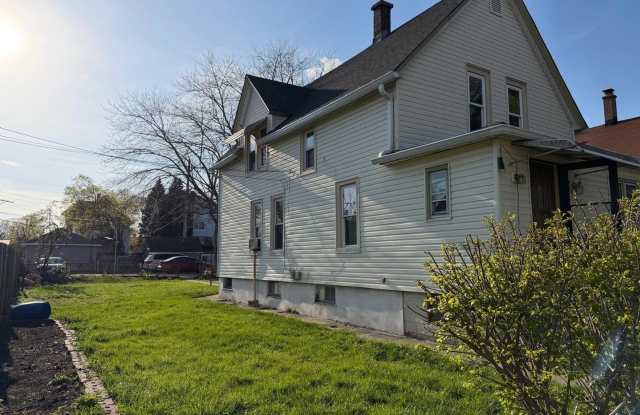 930 S Victory Street photos photos