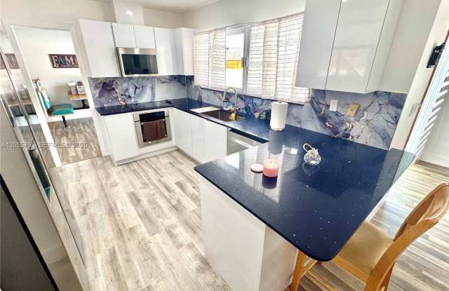 18701 Wentworth Drive, Hialeah, FL 33015 - 2917 Gallery 3