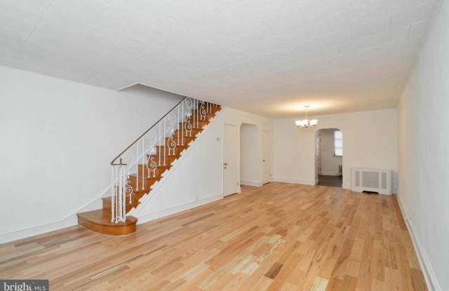Cute Southbrook Park Rehab! 2 Bedroom Home! W/D! Yard! Cute place! Gallery 4