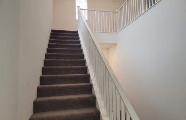 6088 Rose Springs Avenue Gallery 4