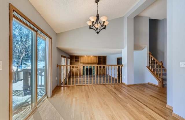 18705 37th Avenue North Gallery 3