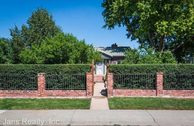 2690 Locust St. Gallery 2