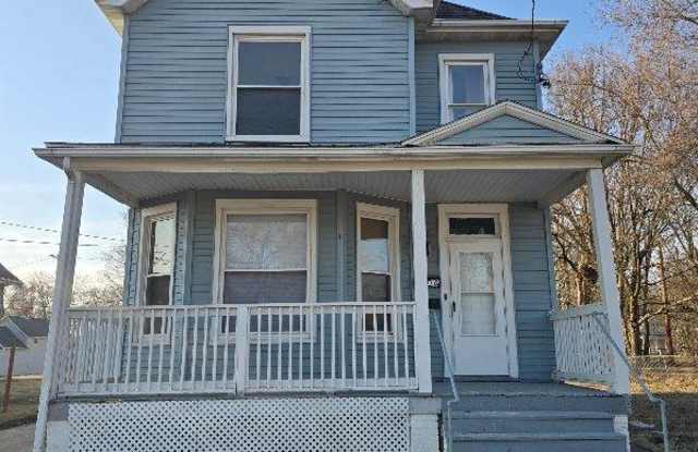 1916 West Proctor Street - 1 photos photos