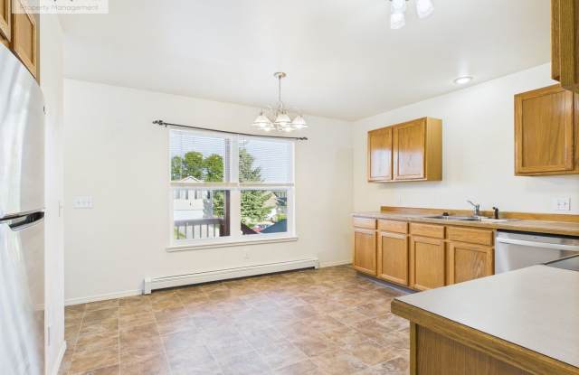 Great Three Bedroom Condo in Belgrade! photos photos