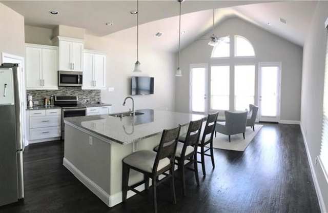 833 Rohan Drive Gallery 3
