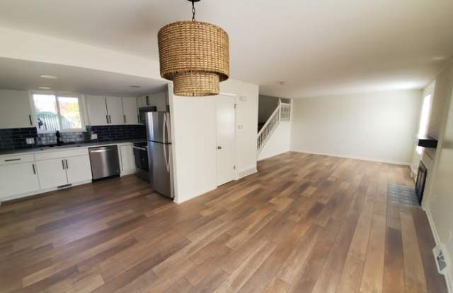 1200 South Monaco Street Parkway - 1200 South Monaco Street Parkway, Denver, CO 80224