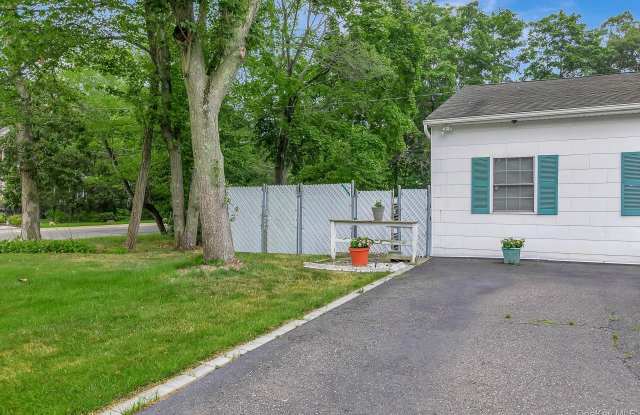 4 Brooktree Court Gallery 2