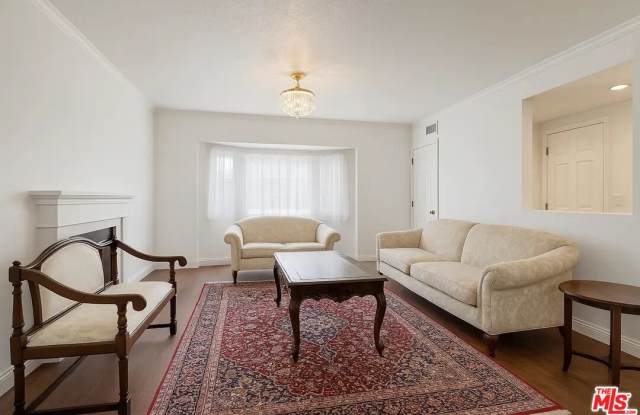 21620 Burbank Boulevard photos photos 21620 Burbank Boulevard photos photos