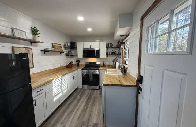 2823 Fairhaven Drive Gallery 3