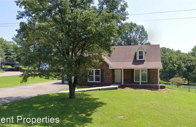 2121 Basham Ln - 2121 Basham Lane, Clarksville, TN 37043