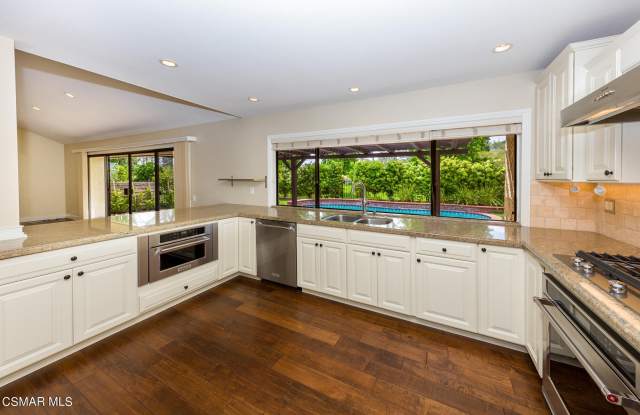 3806 Mainsail Circle Gallery 2
