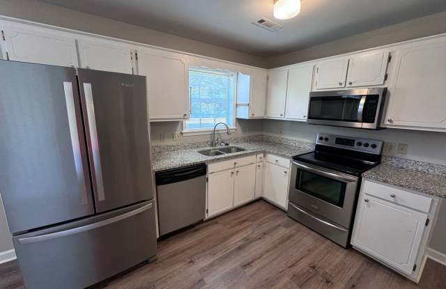 1000 Creekside Place Gallery 4