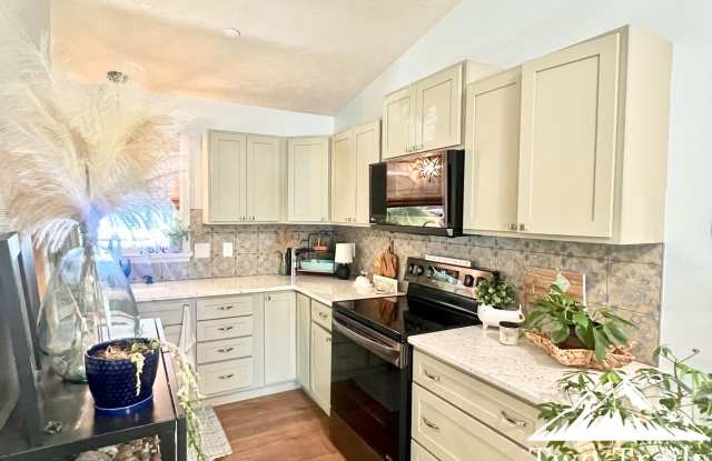 CHARMING 2 BED/1 BATH IN ETOWAH Gallery 4