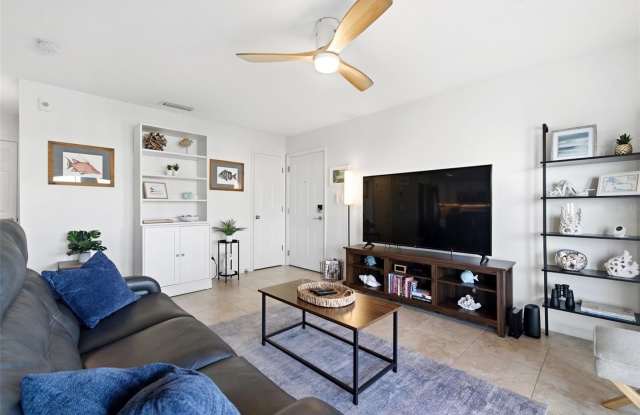 5174 BEACH Drive SE Gallery 3
