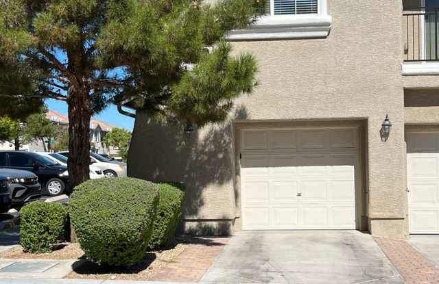 2 BED / 2 BA - ALL APPLIANCES - COMMUNITY POOL photos photos