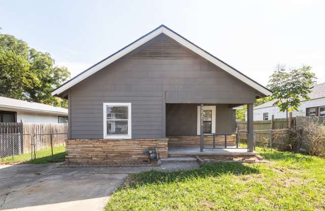 Beautifully renovated 2/1! photos photos