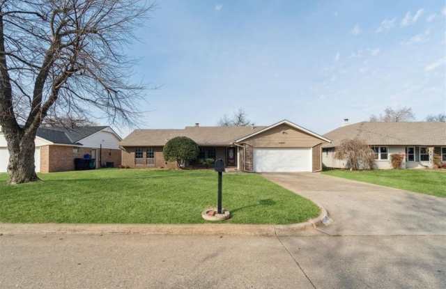 11805 Ashford Drive Gallery 1