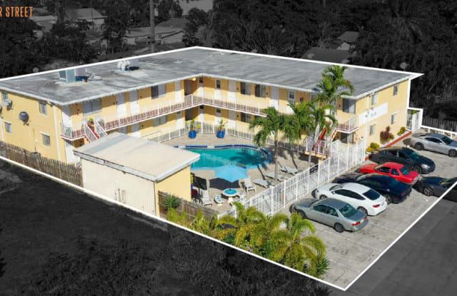 2331-2325 Arthur Street - 2 - 2331 Arthur St, Hollywood, FL 33020