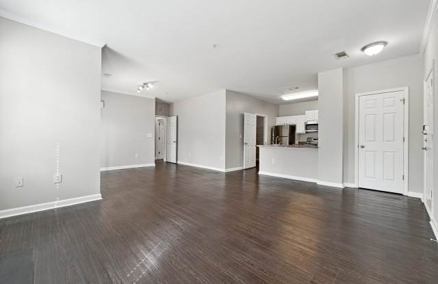 Tree Park Apartments Gallery 4