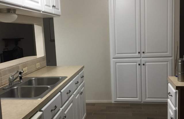 2401 Cottonwood Drive photos photos