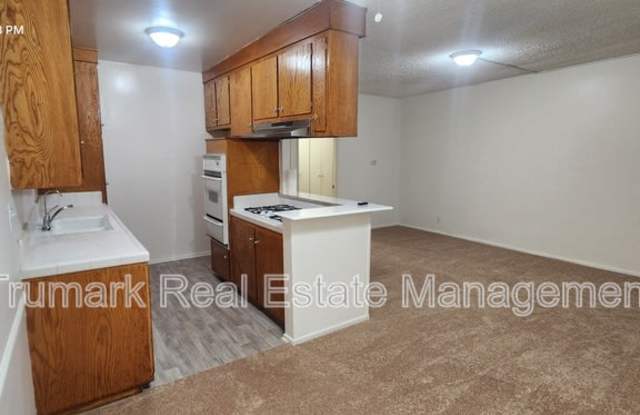 301 N Cedar St photos photos
