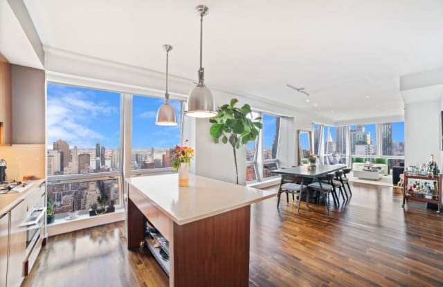 400 Fifth Avenue - 400 5th Avenue, New York City, NY 10018