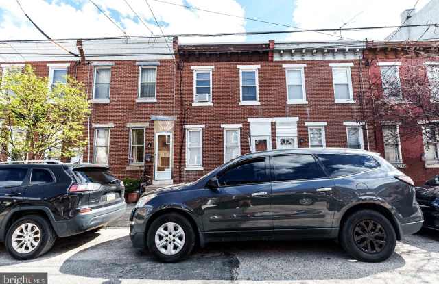 724 MOYER Street photos photos