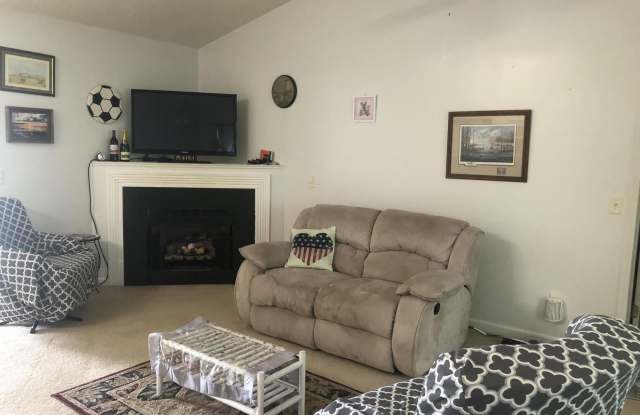1605 Willoughby Park Court photos photos