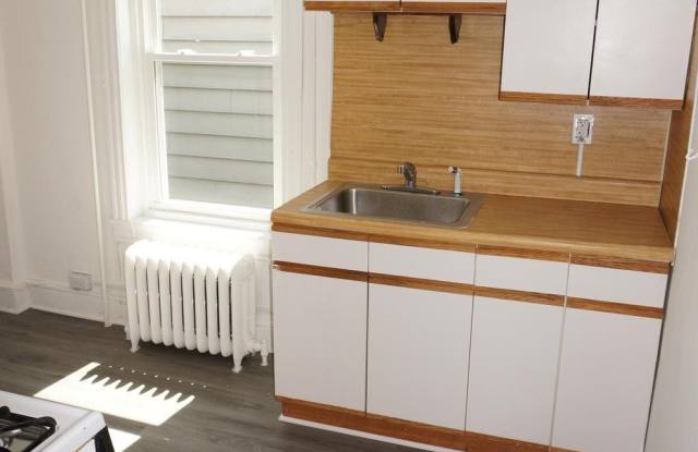 727 HAWS Avenue unit: 2 photos photos