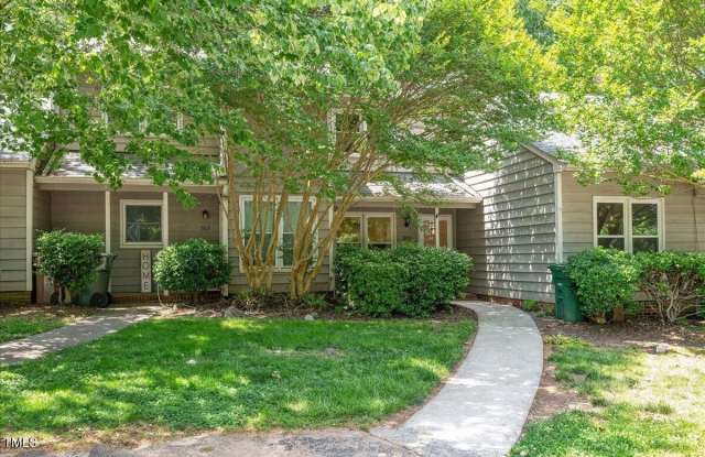 305 Applecross Drive photos photos
