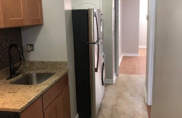 830 18th Street, N.E, Unit# B Gallery 4