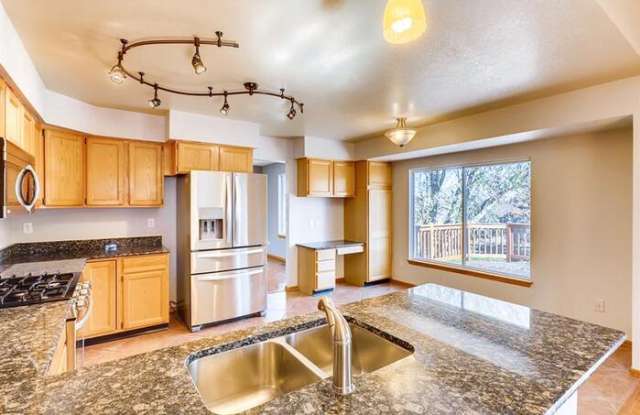 6110 South Summer Ridge Way Gallery 4