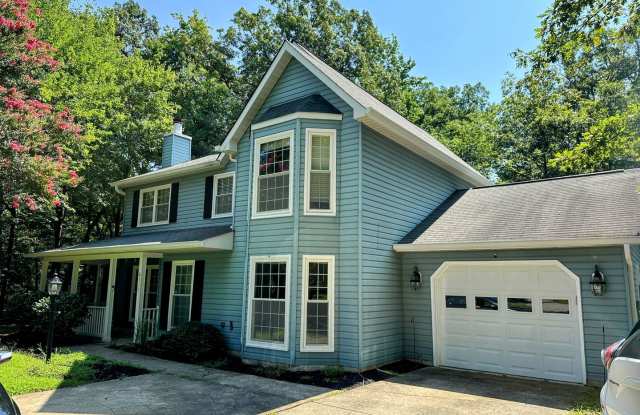 Beautiful Colonial Home photos photos