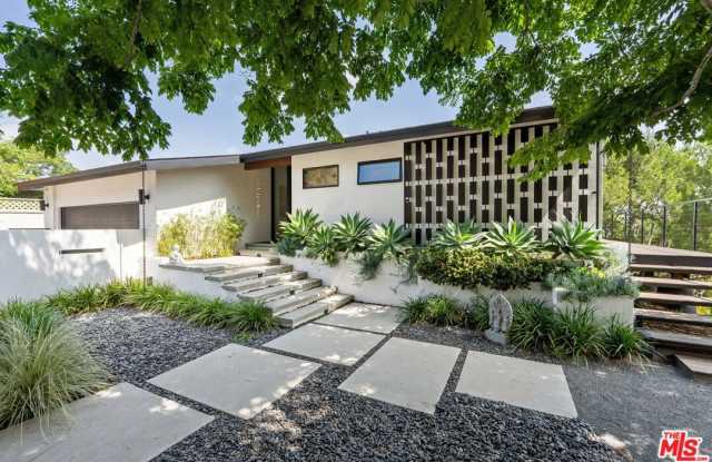 2652 Byron Pl photos photos
