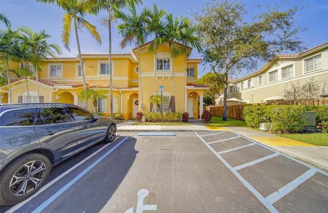 8432 NW 107th Ct photos photos