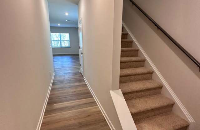 Exclusively Offered by Muse Realty Rentals, LLC Gallery 3